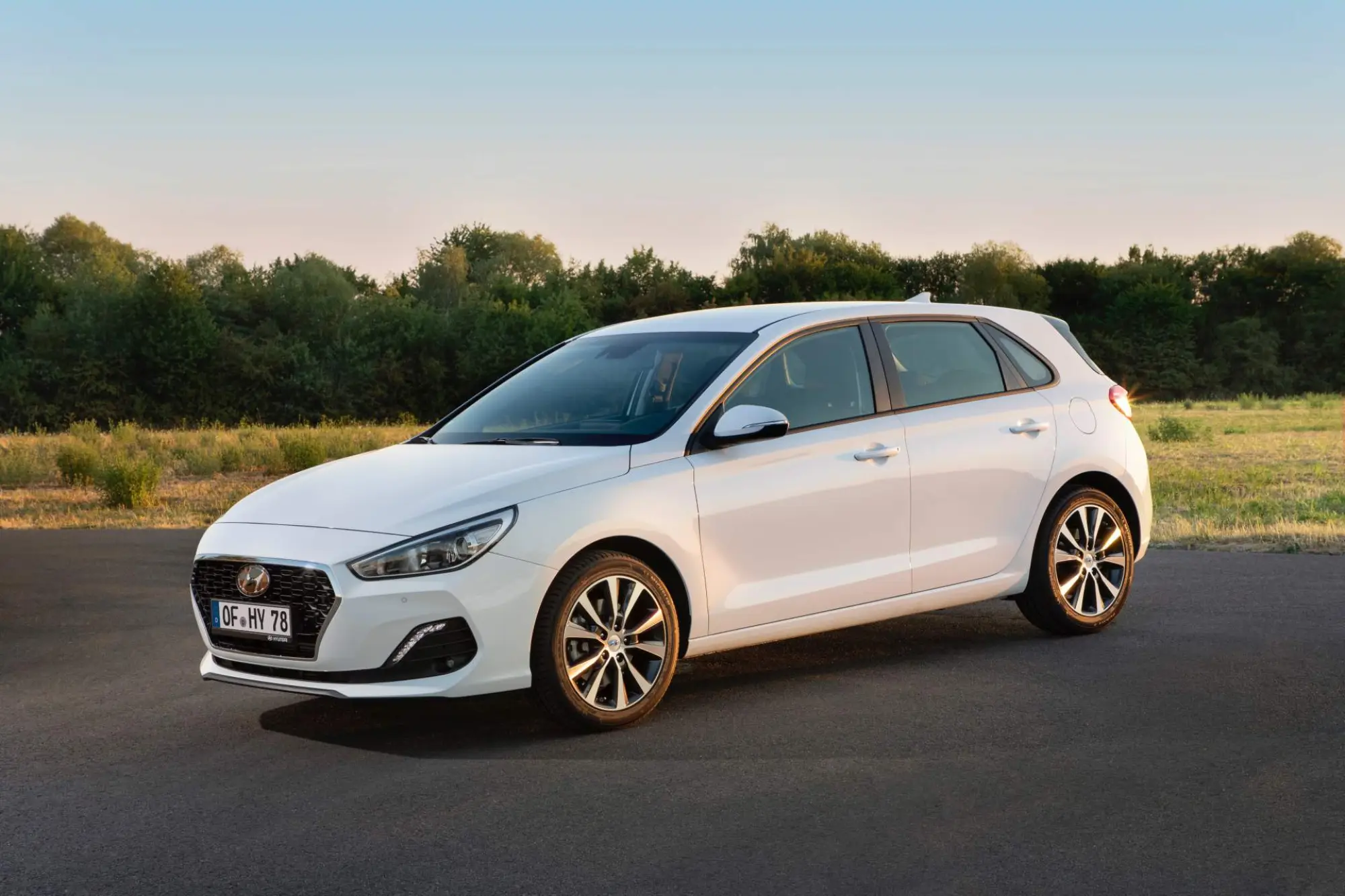 Hyundai i30 MY 2019 - 16