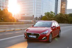 Hyundai i30 MY 2019 - 26