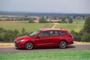 Hyundai i30 MY 2019 - 27