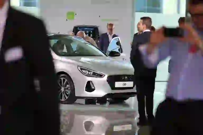 Hyundai i30 MY2017 - 45