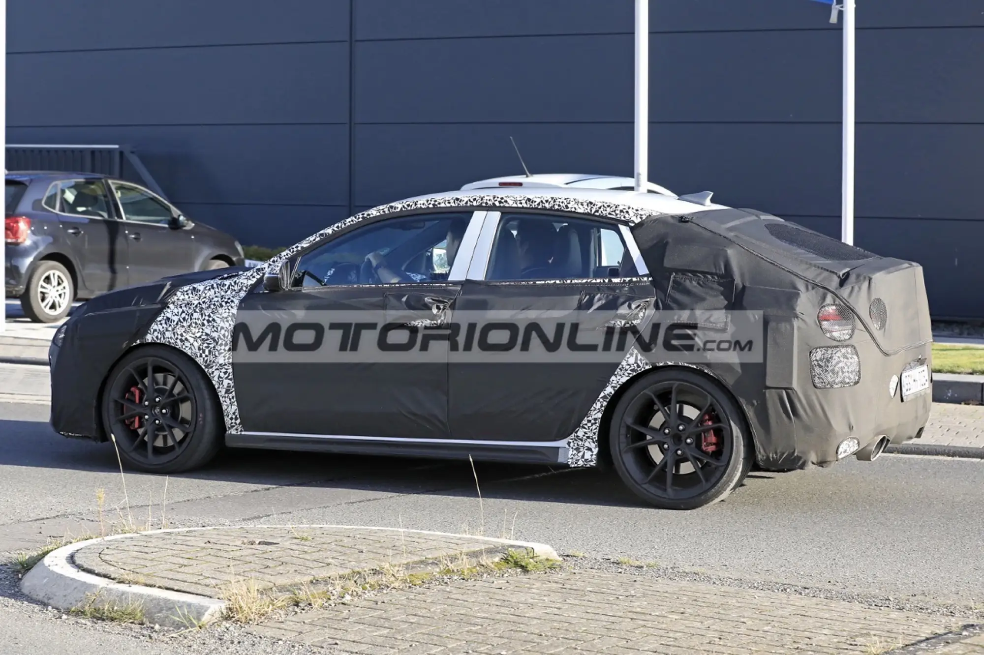 Hyundai i30 N Fastback facelift - Foto spia 15-10-2019 - 6