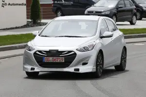 Hyundai i30 N - Foto spia 08-07-2015