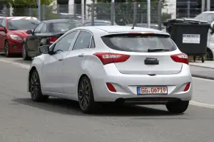 Hyundai i30 N - Foto spia 08-07-2015