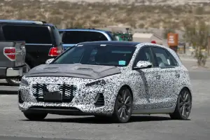 Hyundai i30 N foto spia 26 luglio 2016