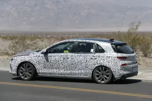 Hyundai i30 N foto spia 26 luglio 2016