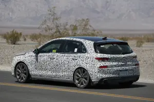 Hyundai i30 N foto spia 26 luglio 2016