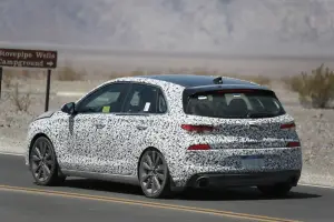 Hyundai i30 N foto spia 26 luglio 2016