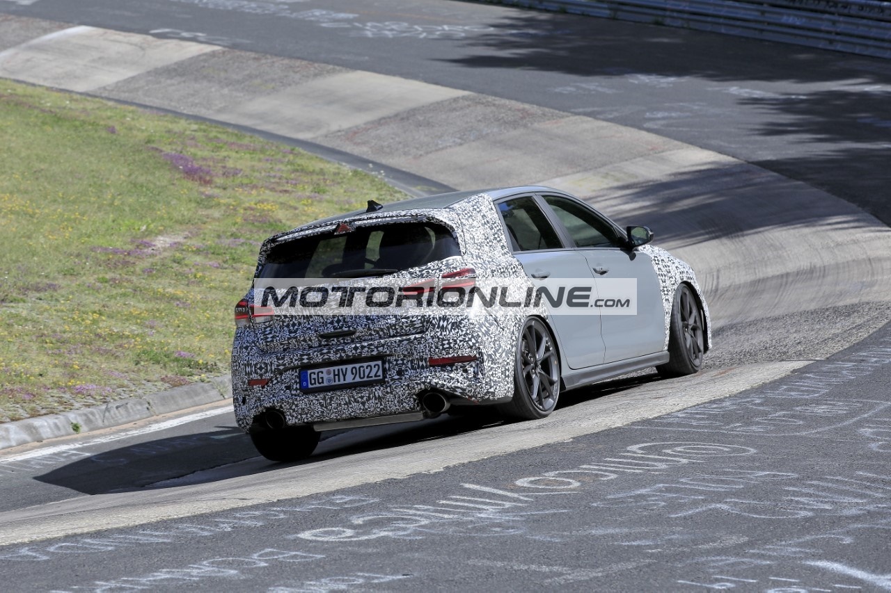 Hyundai i30 N - Foto spia 31-7-2020