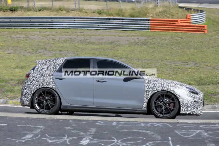 Hyundai i30 N - Foto spia 31-7-2020 - 6