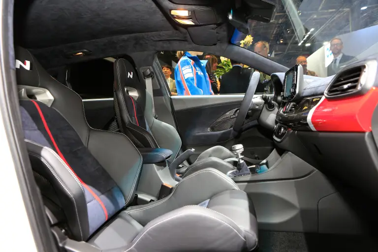 Hyundai i30 N Option Concept - Salone di Parigi 2018 - 12