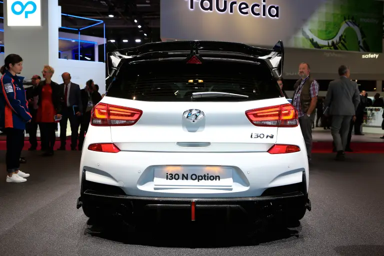Hyundai i30 N Option Concept - Salone di Parigi 2018 - 9