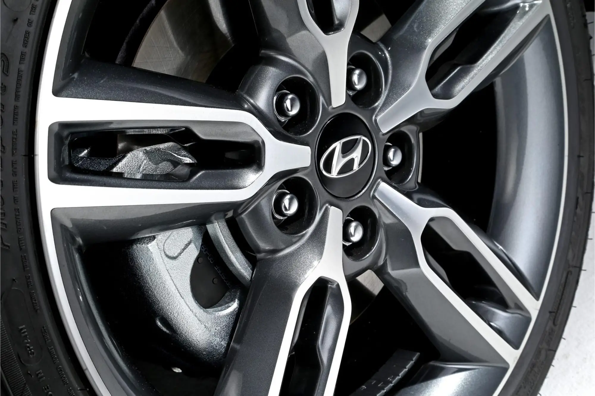 Hyundai i30 Turbo - Salone di Ginevra 2015 - 18