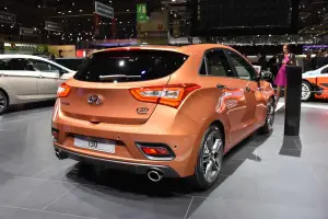 Hyundai i30 Turbo - Salone di Ginevra 2015 - 24