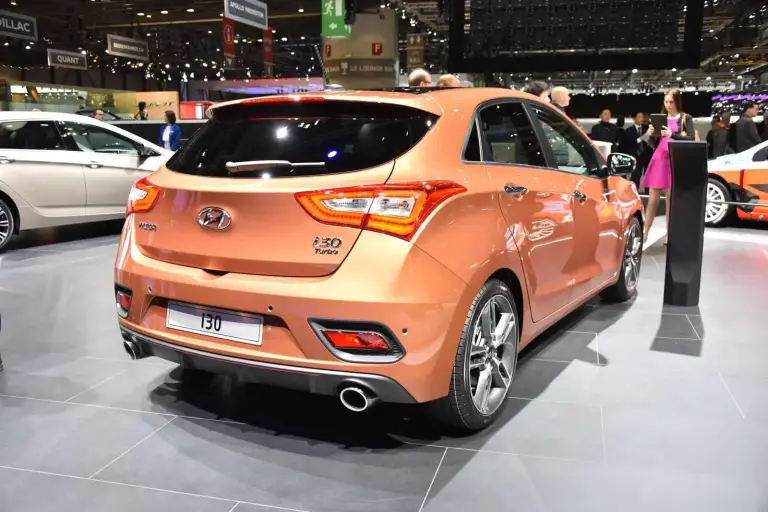 Hyundai i30 Turbo - Salone di Ginevra 2015 - 38