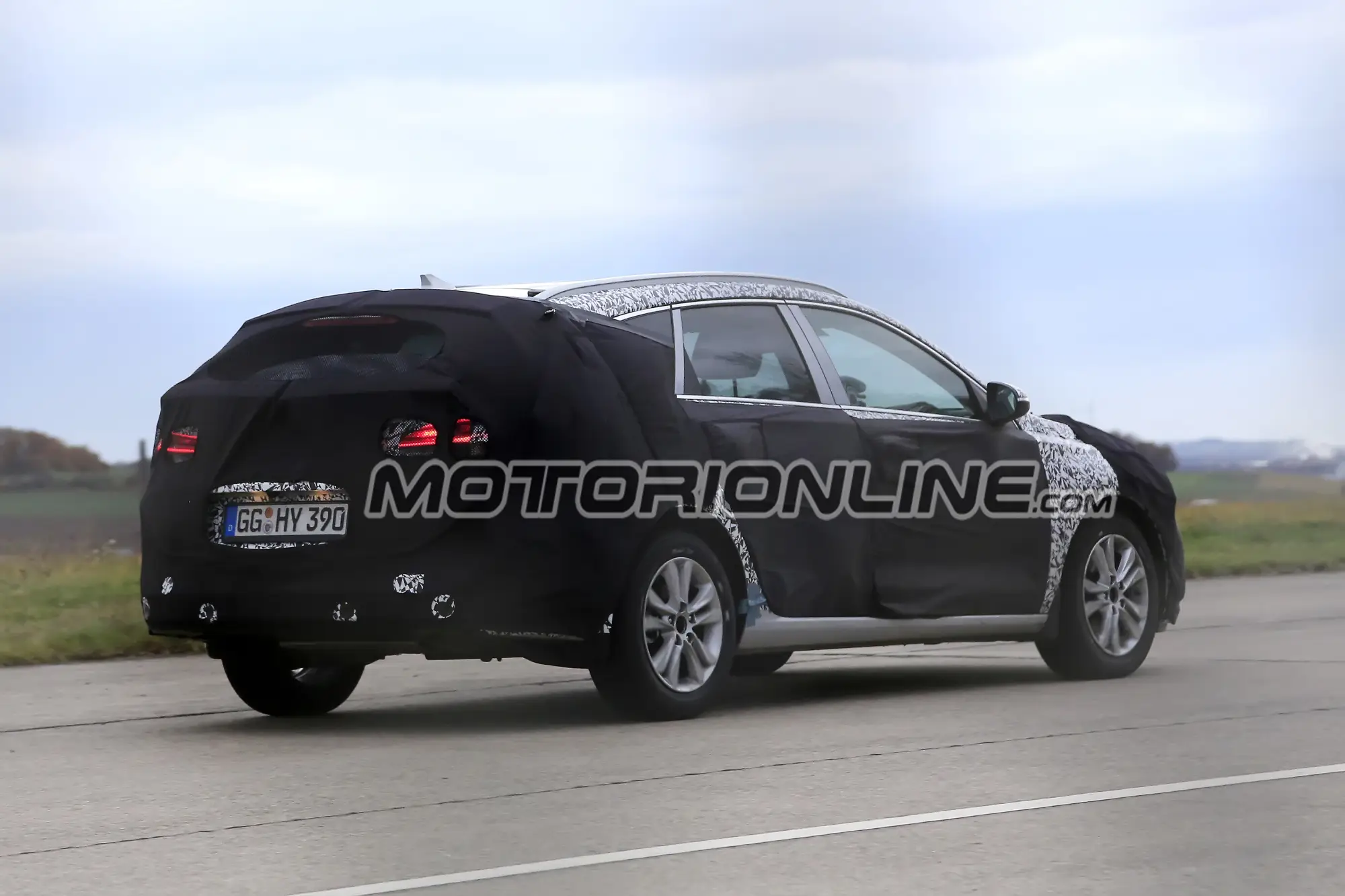 Hyundai i30 Wagon 2018 (foto spia 23-11-2016) - 6