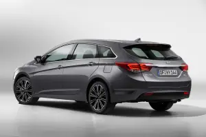 Hyundai i40 facelifted - 2