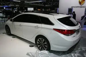 Hyundai i40 Ginevra 2011 - 5