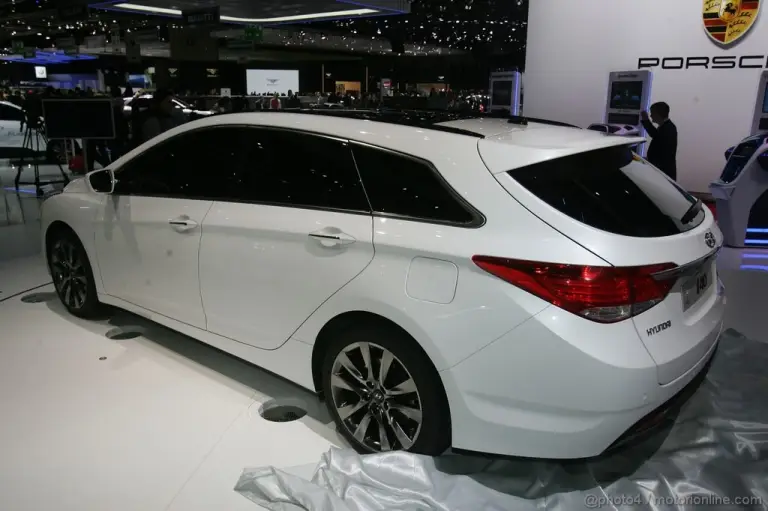 Hyundai i40 Ginevra 2011 - 5