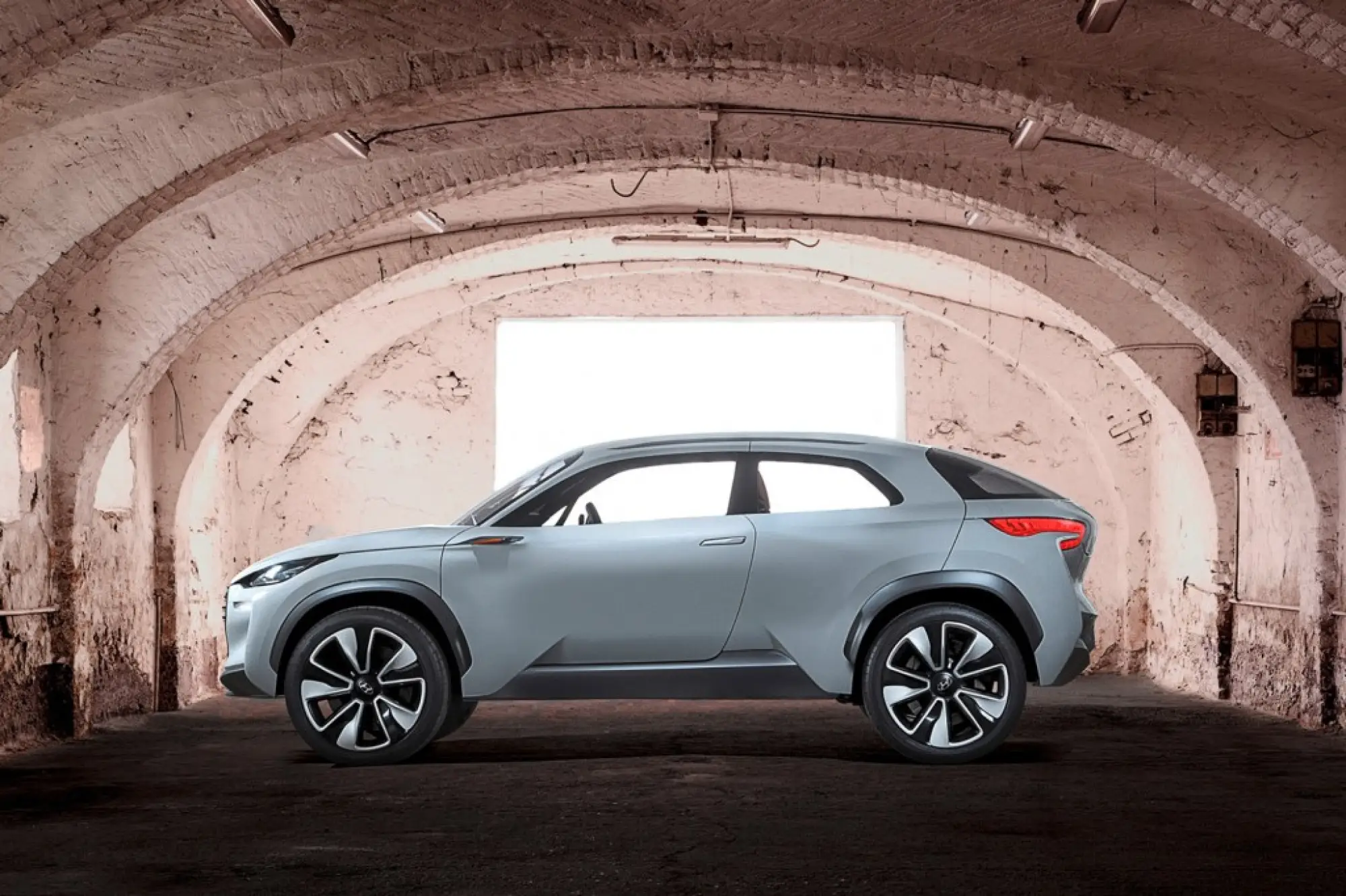 Hyundai Intrado Concept - Foto ufficiali - 3