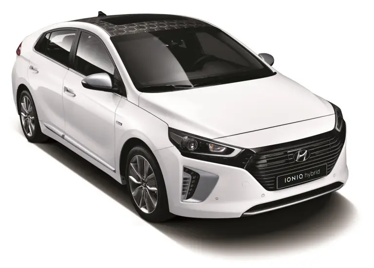 Hyundai Ioniq - 6
