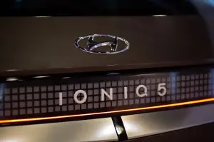 Hyundai IONIQ 5 anteprima milano