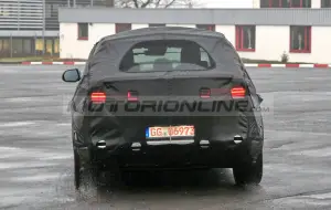 Hyundai Ioniq 5 - Foto spia 11-12-2020