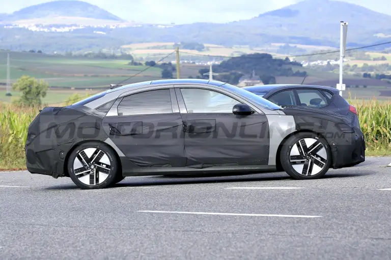 Hyundai Ioniq 6 - Foto Spia 17-09-2021 - 2