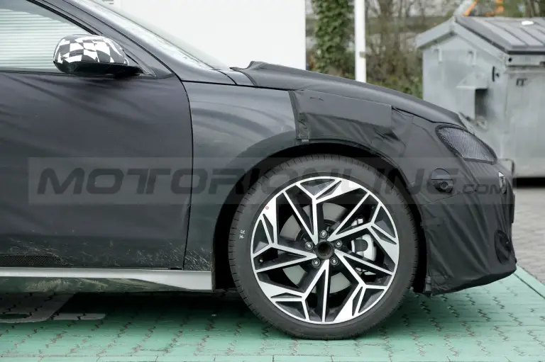 Hyundai Ioniq 6 - Foto Spia 21-04-2022 - 1