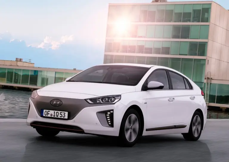 Hyundai IONIQ elettrica - nuova galleria - 1