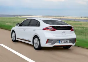 Hyundai IONIQ elettrica - nuova galleria - 26