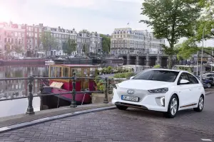 Hyundai Ioniq (ibrida, elettrica e ibrida plug-in)