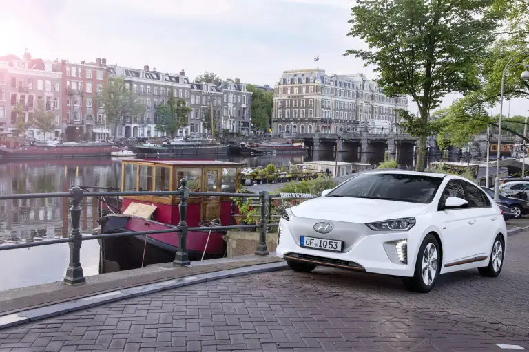 Hyundai Ioniq (ibrida, elettrica e ibrida plug-in) - 5