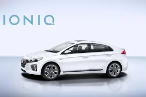 Hyundai Ioniq (ibrida, elettrica e ibrida plug-in)