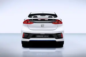 Hyundai Ioniq (ibrida, elettrica e ibrida plug-in)