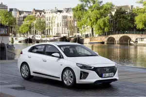 Hyundai Ioniq (ibrida, elettrica e ibrida plug-in) - 23