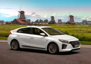 Hyundai IONIQ ibrida - nuova galleria