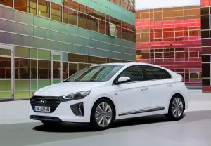 Hyundai IONIQ ibrida - nuova galleria