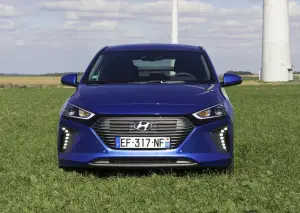 Hyundai IONIQ ibrida - nuova galleria - 42