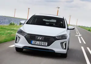 Hyundai IONIQ ibrida - nuova galleria - 44