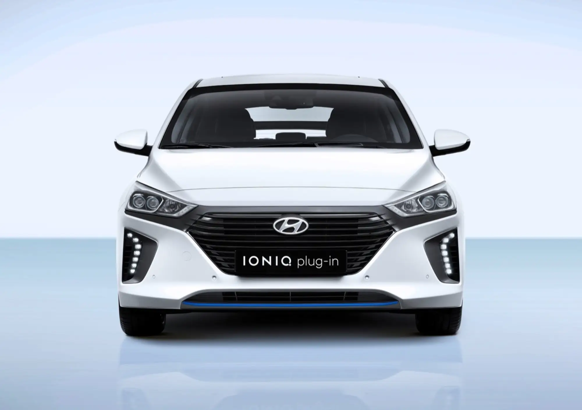 Hyundai IONIQ ibrida plug-in - nuova galleria - 6