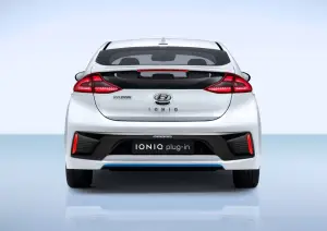 Hyundai IONIQ ibrida plug-in - nuova galleria