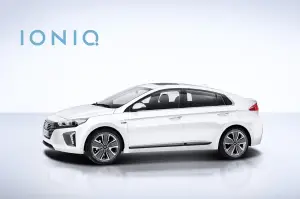 Hyundai Ioniq - nuove foto