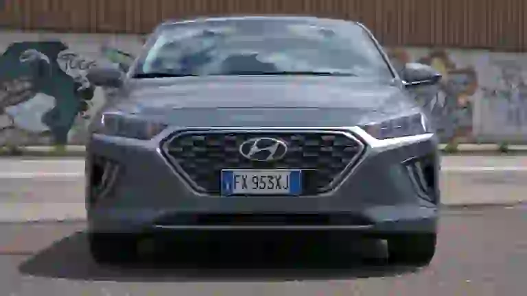 Hyundai Ioniq Plug-in Hybrid 2020 C&C - 1