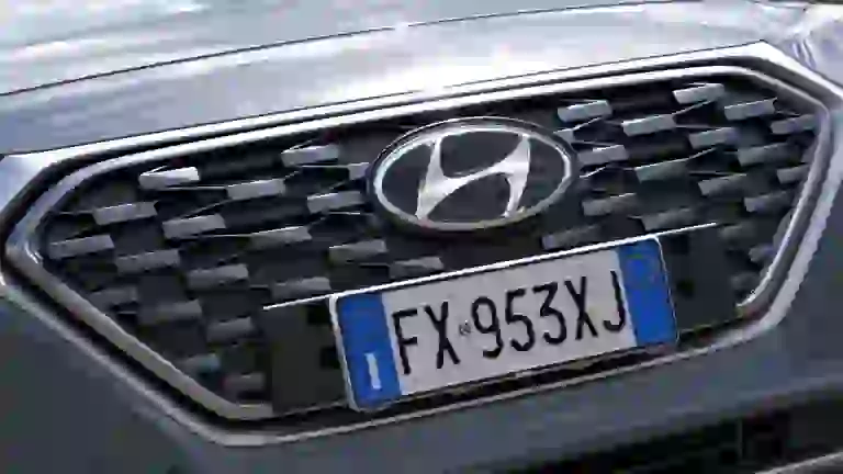 Hyundai Ioniq Plug-in Hybrid 2020 C&C - 6