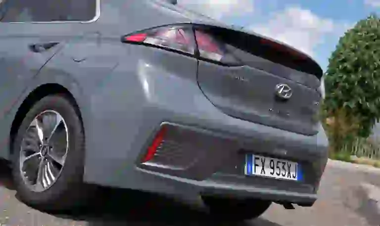 Hyundai Ioniq Plug-in Hybrid 2020 C&C - 8