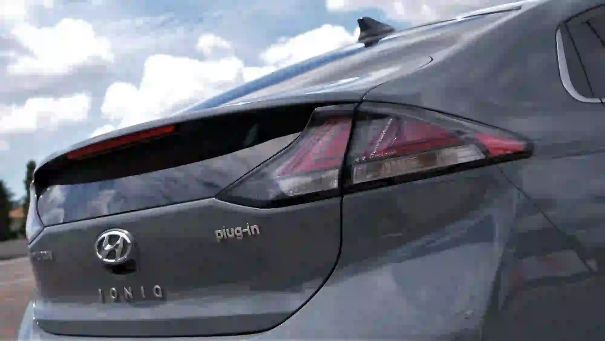 Hyundai Ioniq Plug-in Hybrid 2020 C&C - 9