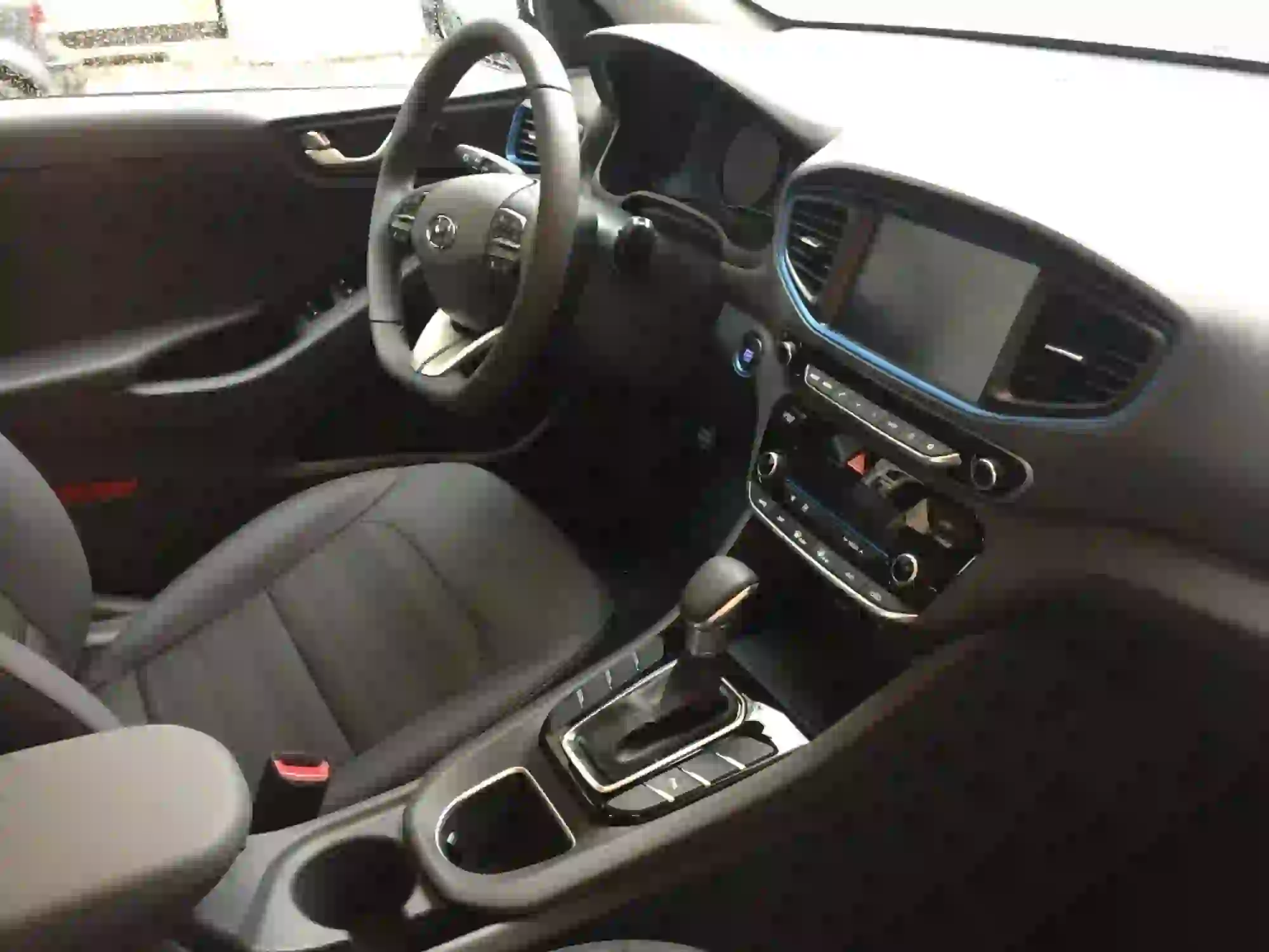 Hyundai IONIQ - Primo contatto - 22