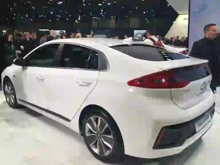 Hyundai Ioniq - Salone di Ginevra 2016 - 6