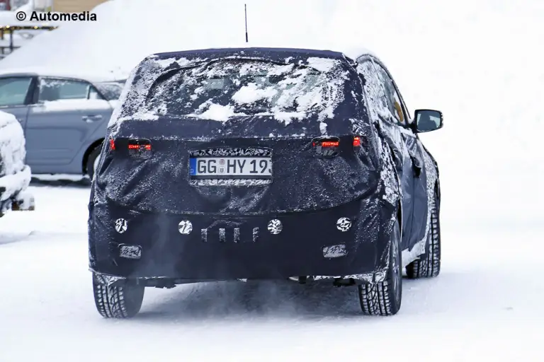 Hyundai ix20 2016 - Foto spia 23-01-2015 - 8