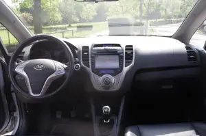 Hyundai ix20 - Test Drive 2012